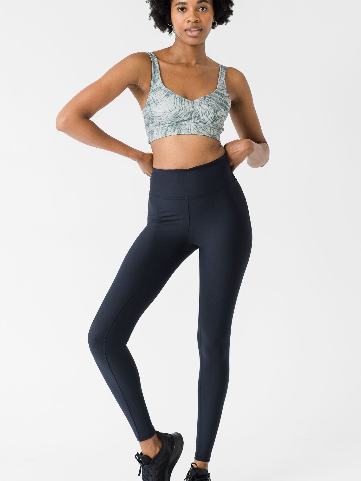 ELEG & STILANCE Stretchable Stylish Net Yoga Pants for Women & Gym Pants  for Women Workout Multi-Design and Multiple Print Black Pack-1 : Amazon.in:  Fashion